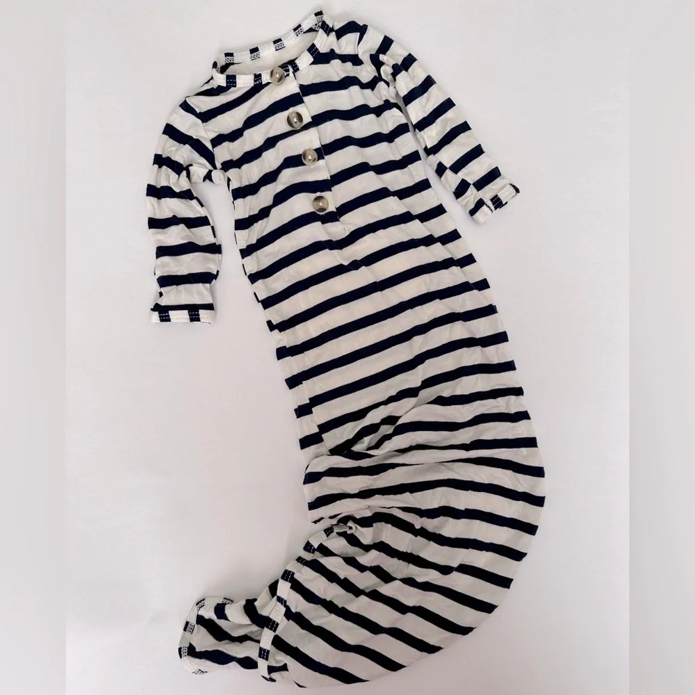 COHEN Newborn Knotted Gown - Lou Lou & Company‎ Cream White & Navy Blue Stripes